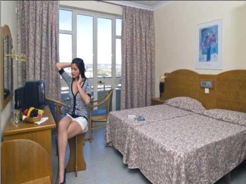 Coral Hotel St. Paul's Bay Zimmer foto